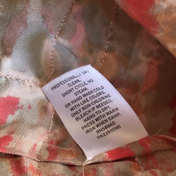 Halogen Floral Silk Applique Cream Pink Tank Women's Size Medium - Picture 9 of 10